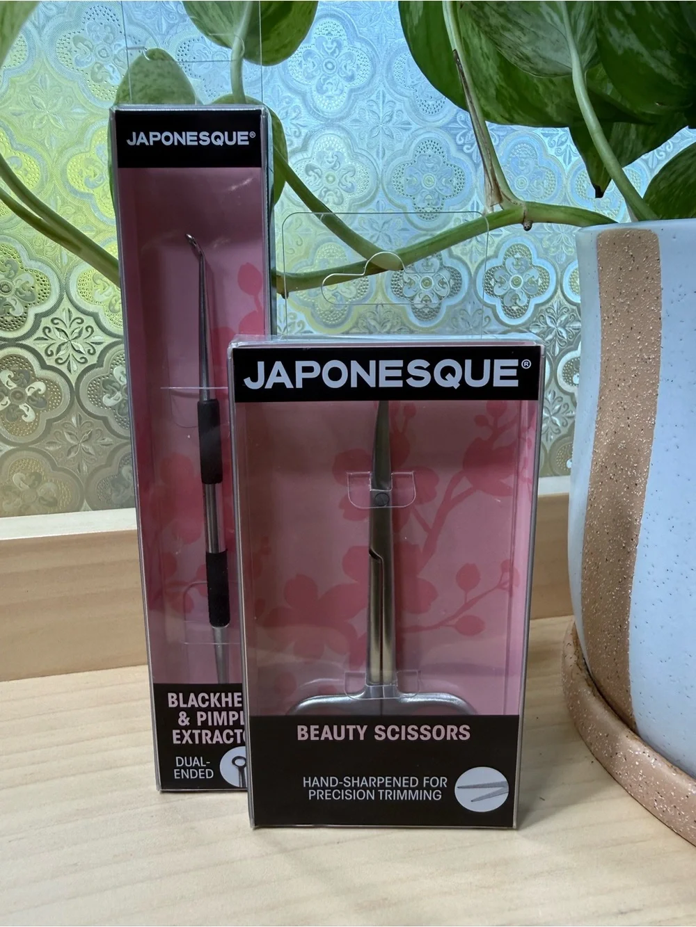 JAPONESQUE Blackhead & Pimple Extractor & Beauty Scissors, Stainless Steel, New